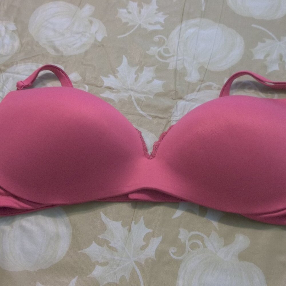 VICTORIA'S SECRET BRA SIZE 36D